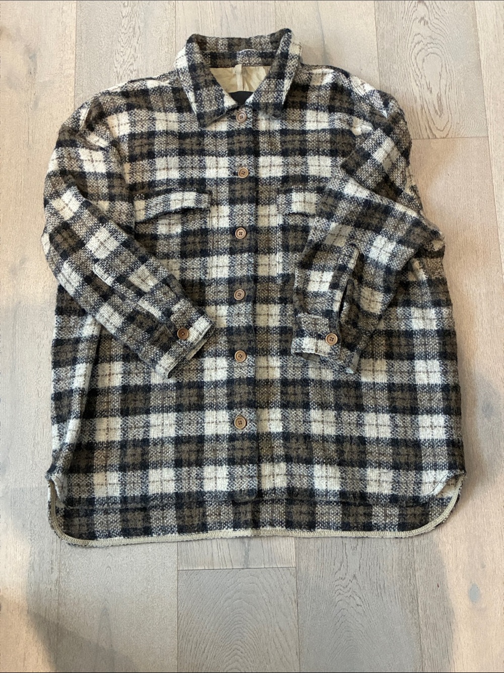 Banana Republic women’s Plaid Shacket - Black & Cream